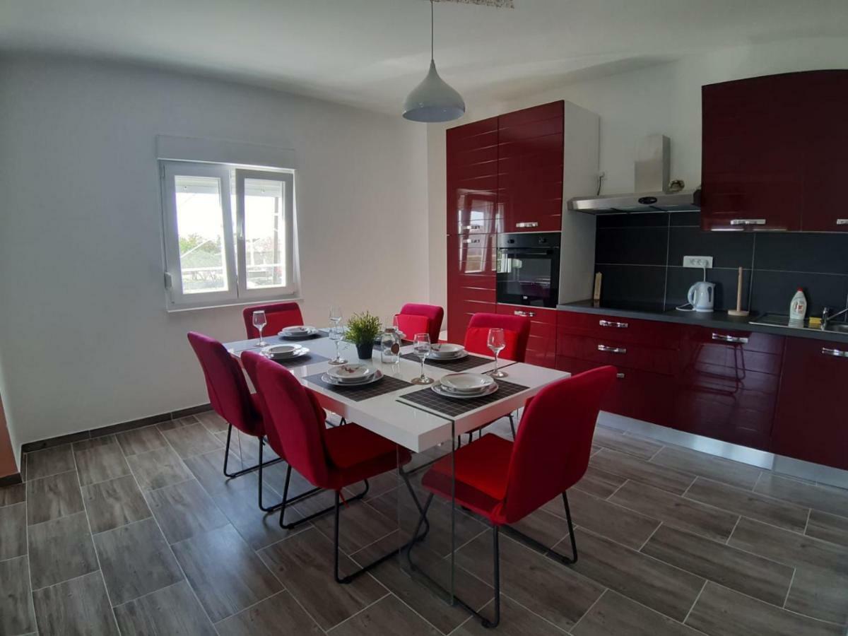 House Ivan * Donji Zemunik