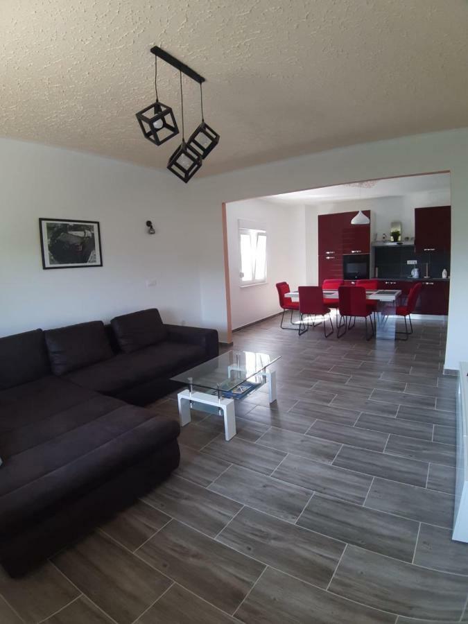 House Ivan Apartament Donji Zemunik